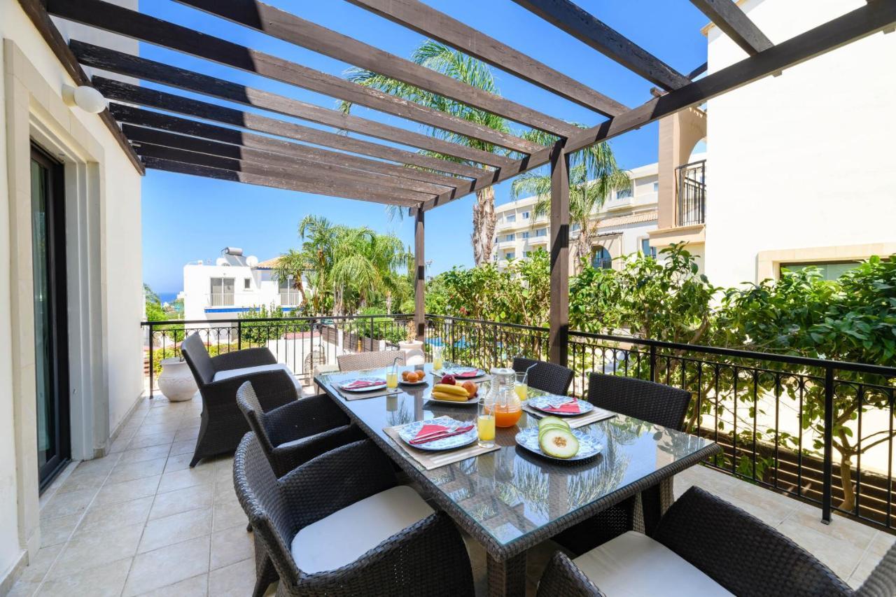 Protaras Centro Villa ภายนอก รูปภาพ